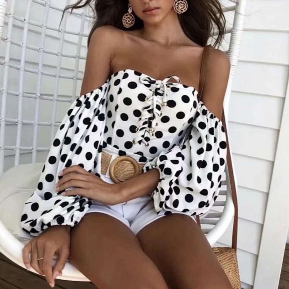 ⚪️⚫️Sexy Polka Dot Off Shoulder Bodysuit Top ⚪️⚫️